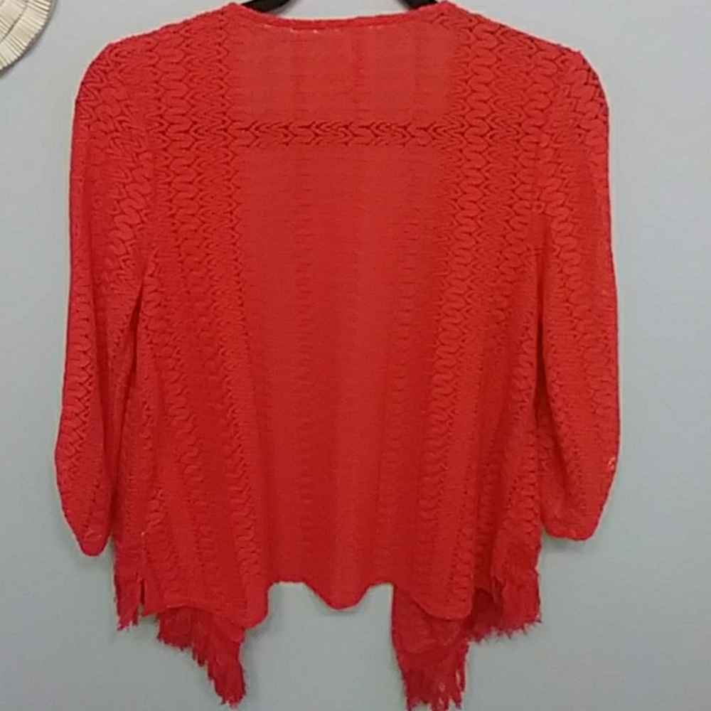 Top - Picture 2 of 2